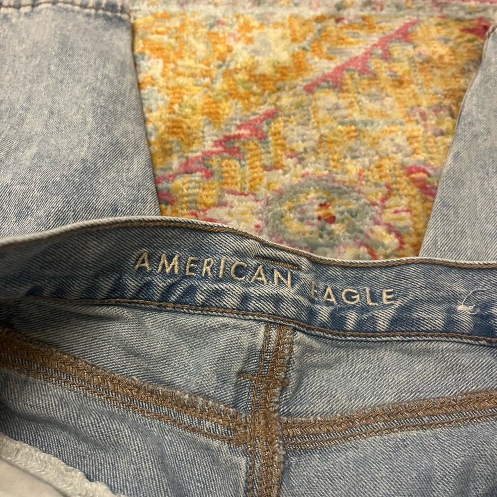 AE boyfriend jeans! Excellent condition